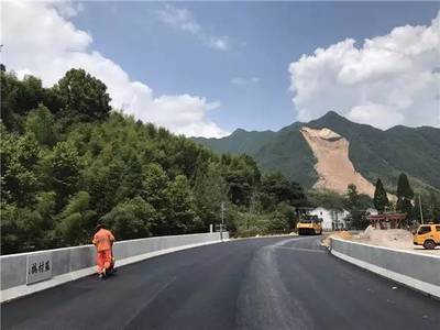 蘇村公路災(zāi)后重建工程昨日完工