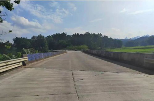 好消息 環(huán)江至金城江這段二級(jí)公路工程通過竣工驗(yàn)收